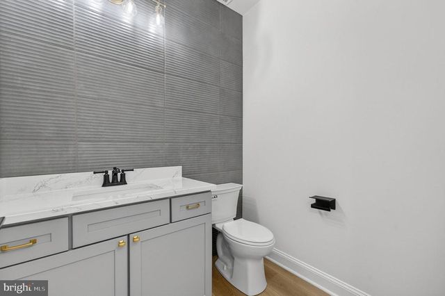 57 MADISON ST, Warrenton, VA 20186