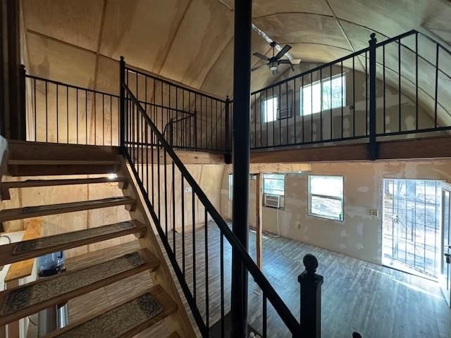 9212 Blue Lake Drive, Plantersville, TX 77363