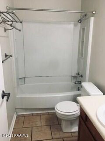 113 Trojan Place, Lafayette, LA 70508