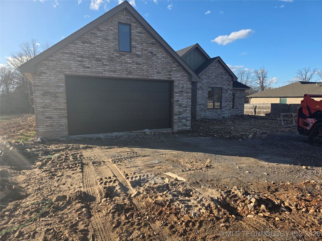 16399 N 573, Tahlequah, OK 74464