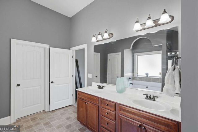 2523 Zablan Avenue, Bethlehem, GA 30620