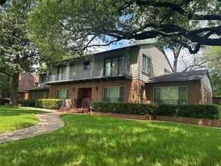 1803 W Colorado Boulevard, Dallas, TX 75208