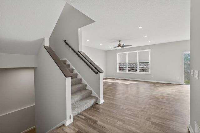 1081 Oakwood Road, Newport, MN 55055