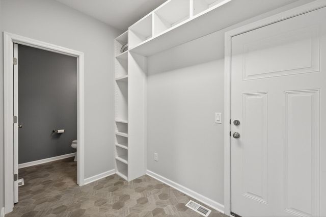 1081 Oakwood Road, Newport, MN 55055