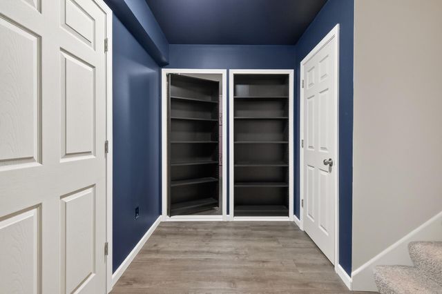 1081 Oakwood Road, Newport, MN 55055