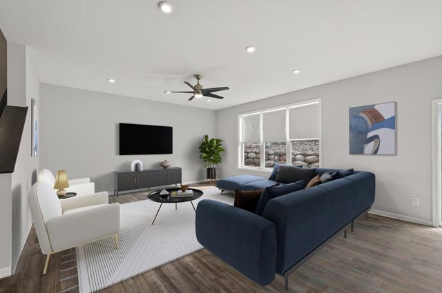 1081 Oakwood Road, Newport, MN 55055