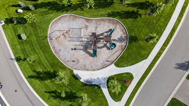 1081 Oakwood Road, Newport, MN 55055