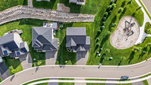 1081 Oakwood Road, Newport, MN 55055