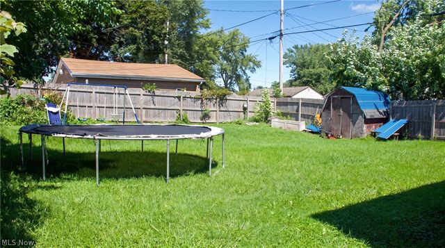 2657 22nd Street NE, Canton, OH 44705