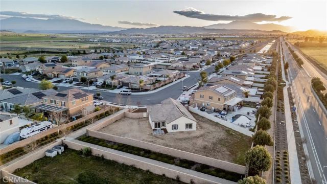453 Cimarron Drive, Perris, CA 92570