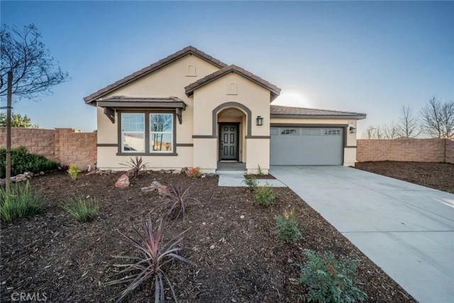 453 Cimarron Drive, Perris, CA 92570
