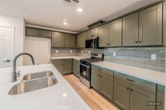 453 Cimarron Drive, Perris, CA 92570