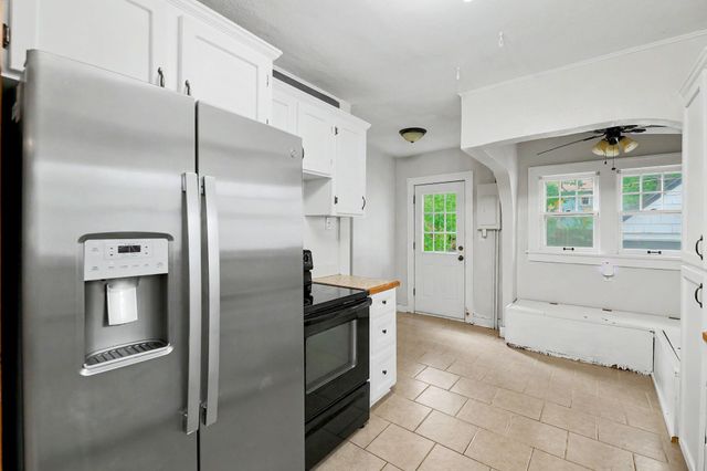 3719 E Edgemont Pl, Wichita, KS 67208