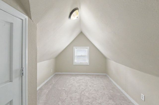 3719 E Edgemont Pl, Wichita, KS 67208