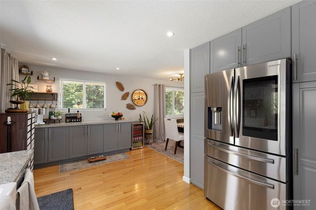 3027 NE Parklane Drive, Bremerton, WA 98310