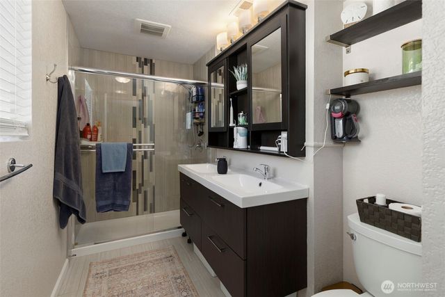 3027 NE Parklane Drive, Bremerton, WA 98310