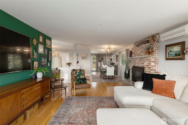 3027 NE Parklane Drive, Bremerton, WA 98310