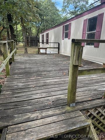 4243 Aqua Road, Kingston, OK 73439