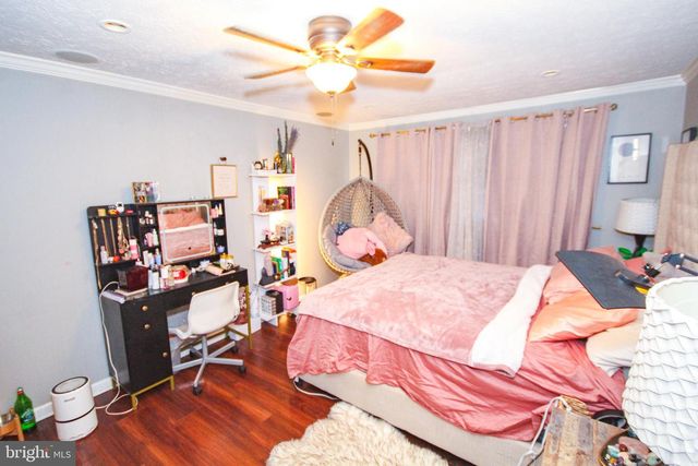 6 KINGSLEY AVE, Marlton, NJ 08053