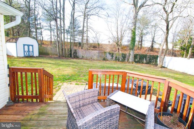 6 KINGSLEY AVE, Marlton, NJ 08053