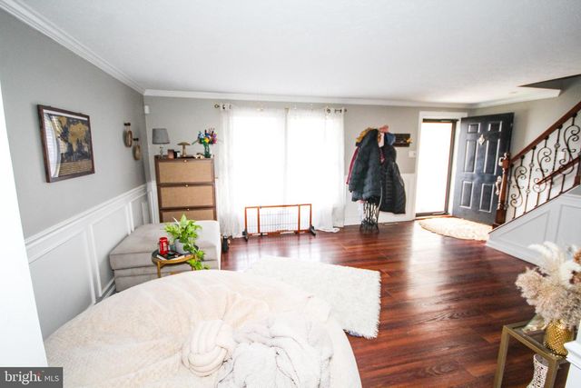 6 KINGSLEY AVE, Marlton, NJ 08053