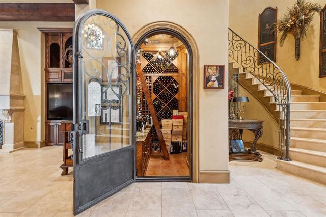 6725 Northwood Road, Dallas, TX 75225