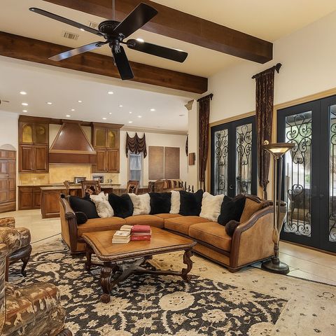 6725 Northwood Road, Dallas, TX 75225