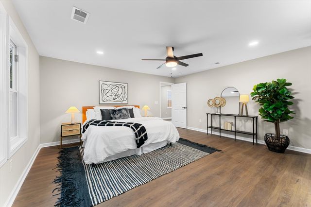 902 2nd Ave, N, Nashville, TN 37207