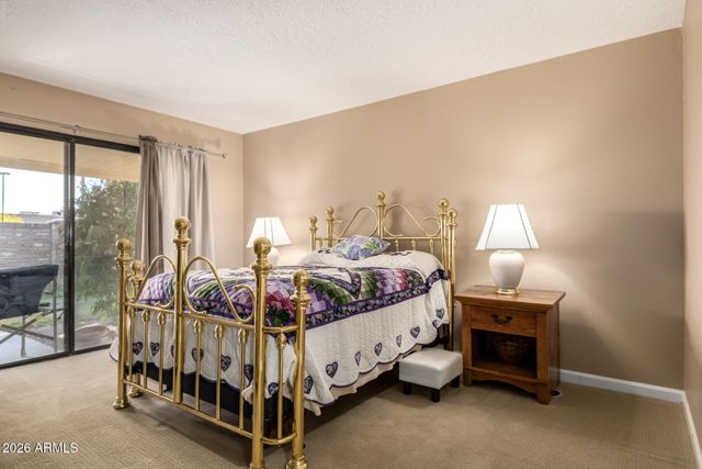 217 LEISURE WORLD --, Mesa, AZ 85206