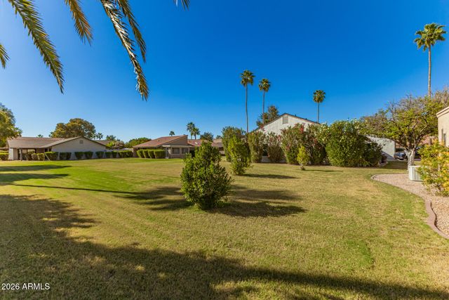 217 LEISURE WORLD --, Mesa, AZ 85206