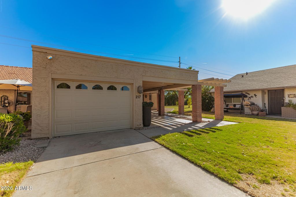 Image 2 of property listing at 217 LEISURE WORLD --, Mesa, AZ 85206