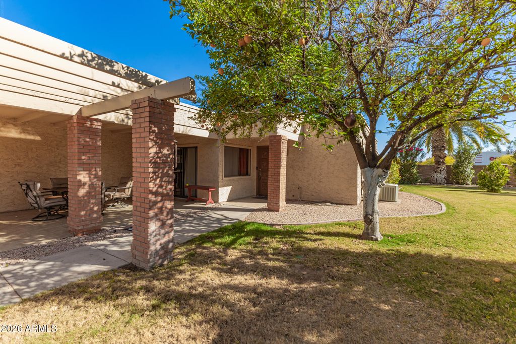 Image 4 of property listing at 217 LEISURE WORLD --, Mesa, AZ 85206