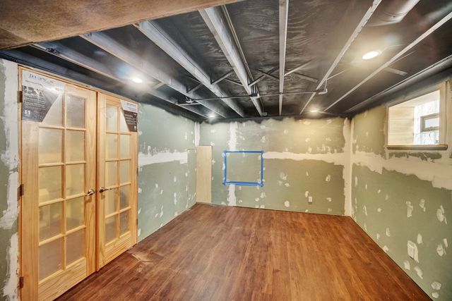 744 Academy Avenue, Matteson, IL 60443