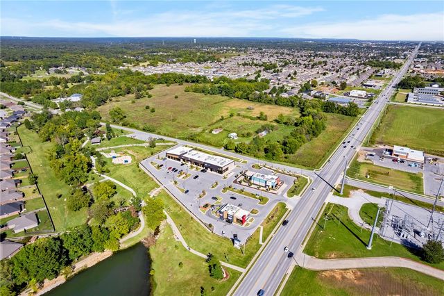 504 E Centerton Boulevard Suite 570, Centerton, AR 72719