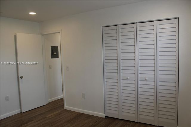 10016 NW 4th St 201, Pembroke Pines, FL 33024