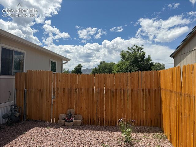 804 N Raynolds Avenue, Canon City, CO 81212