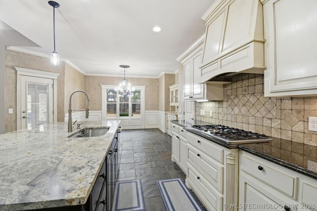 2317 E 138th Street S, Bixby, OK 74008