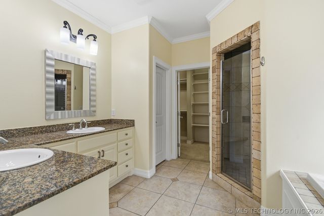 2317 E 138th Street S, Bixby, OK 74008