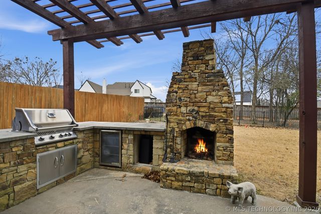 2317 E 138th Street S, Bixby, OK 74008