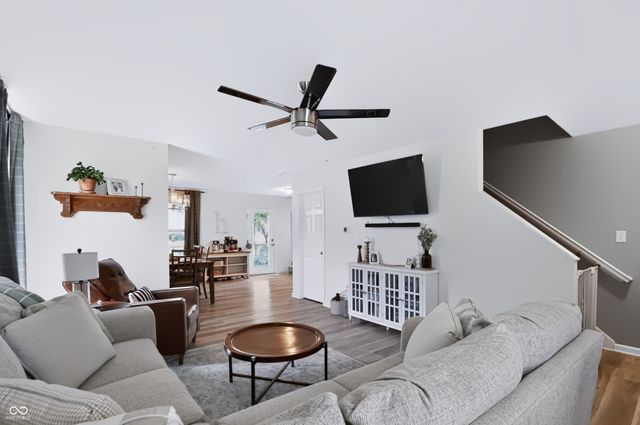 7696 Mistflower Lane, Noblesville, IN 46062