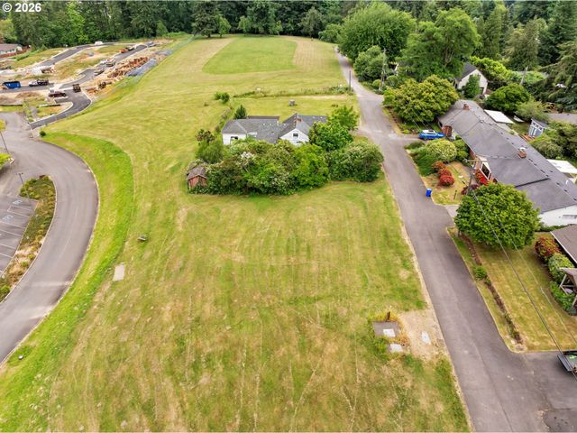 2119 Sw NEVADA Ct, Portland, OR 97219