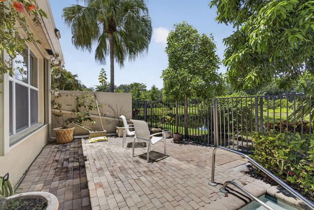 10880 Northgreen Drive, Lake Worth, FL 33449