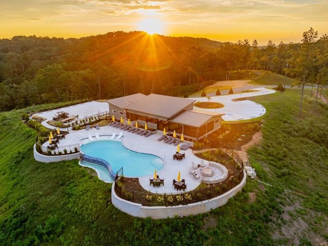 182 Vista Creek Drive, Talking Rock, GA 30175