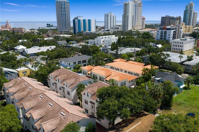 220 7TH AVENUE N 220, St Petersburg, FL 33701