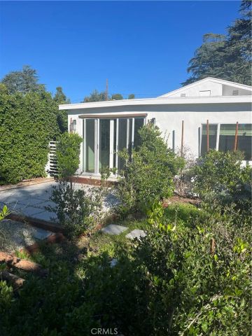 660 Devirian, Altadena, CA 91001