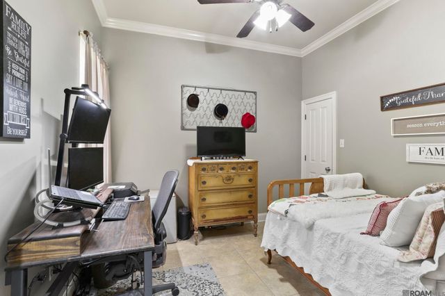 5826 Nature Trail Dr, Baton Rouge, LA 70817