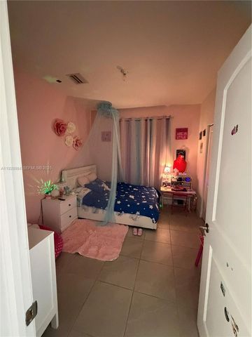 13361 SW 284th Ter, Homestead, FL 33033