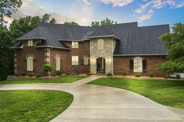 95 Highland Court, Strafford, MO 65757