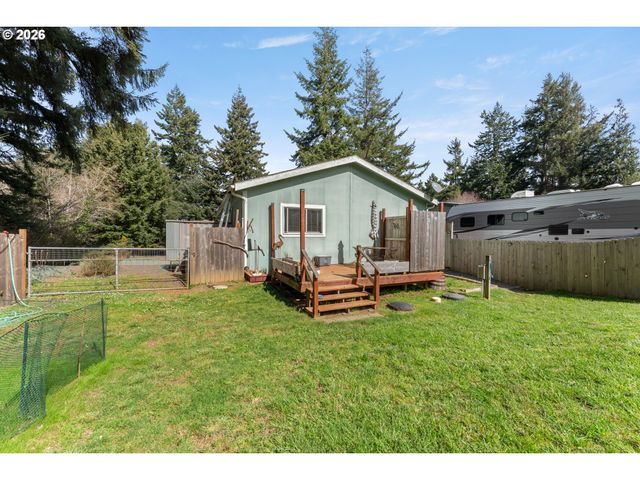 1122 Se 9TH St, Bandon, OR 97411