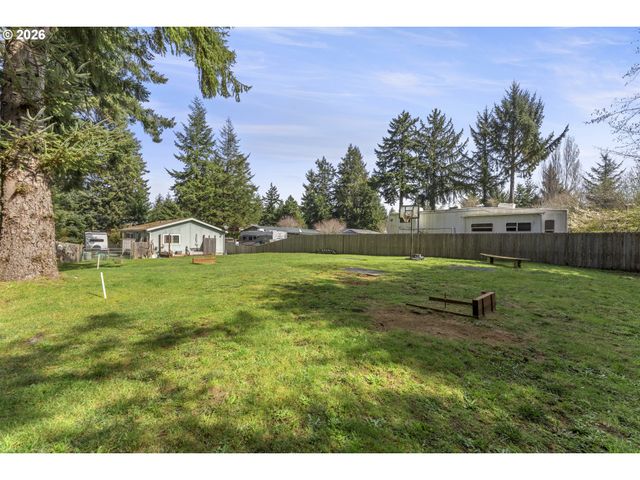 1122 Se 9TH St, Bandon, OR 97411